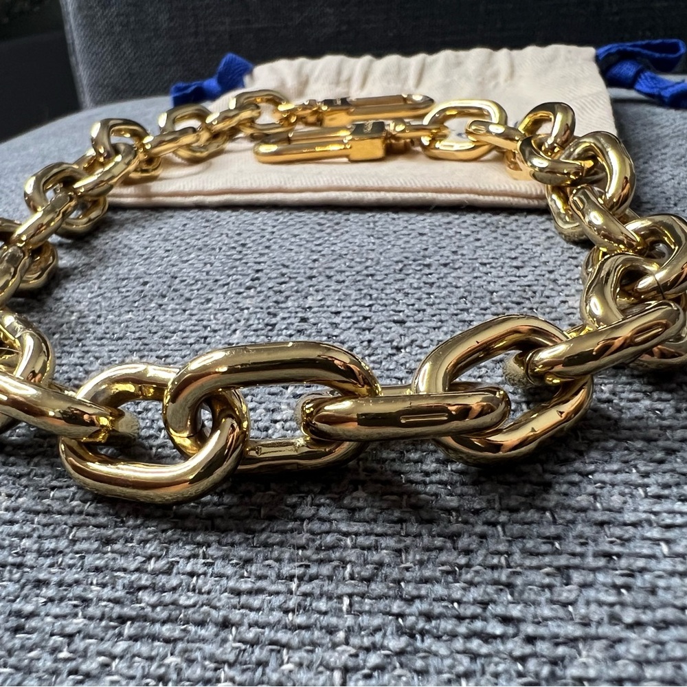 Louis Vuitton gold chain strap - Picture 3 of 5